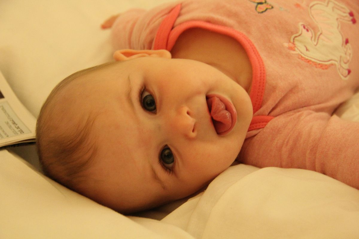 feed-a-baby-with-hiccups