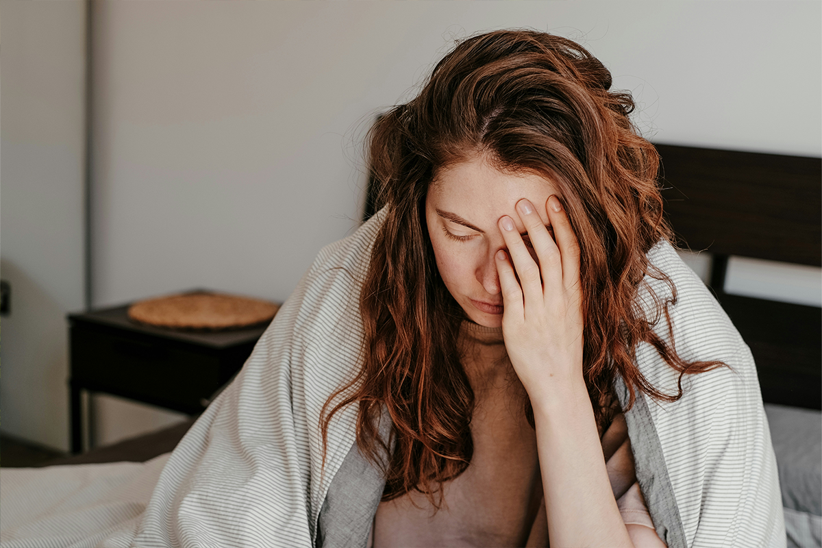 headache-and-hot-flashes