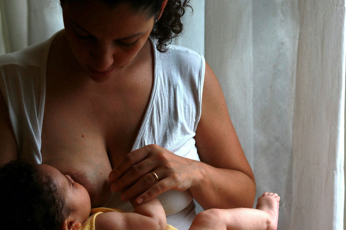 elastic-nipple-during-breastfeeding