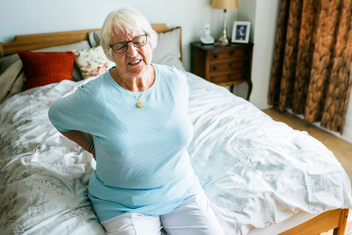 Understanding the link between menopause and back pain